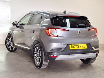 Used Renault Captur 2023 for sale - 78647766: Photo