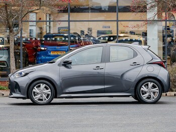 Used Mazda Mazda2 HYBRID 2024 for sale - 76816861: Photo