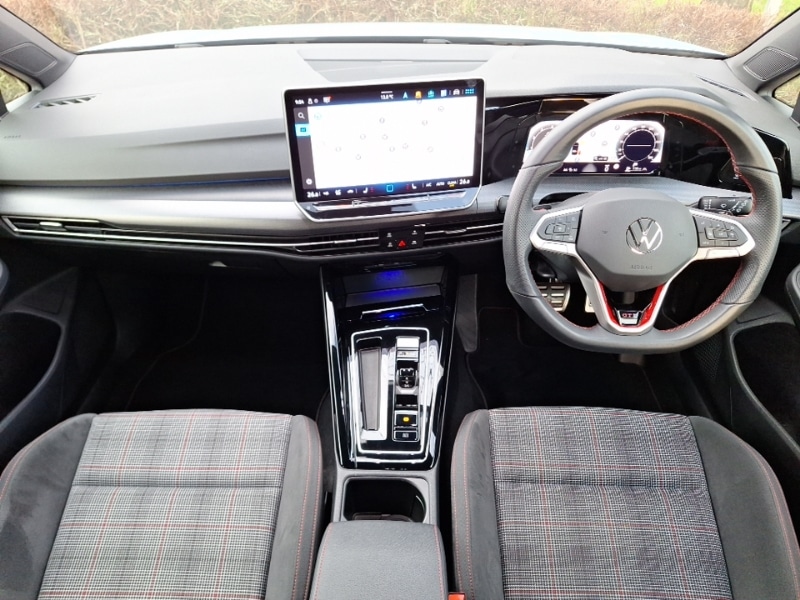 Used Volkswagen Golf 2024 for sale - 76915708: Photo 2