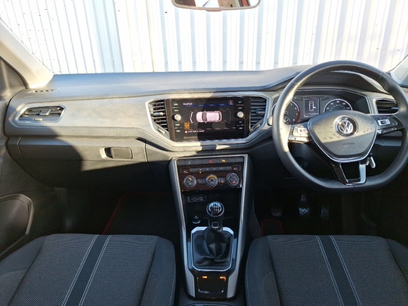 Used Volkswagen T-Roc 2020 for sale - 76727026: Photo 2