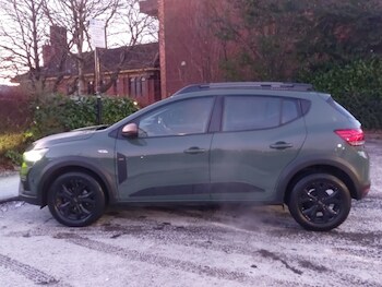 Used Dacia Sandero Stepway 2023 for sale - 77165320: Photo