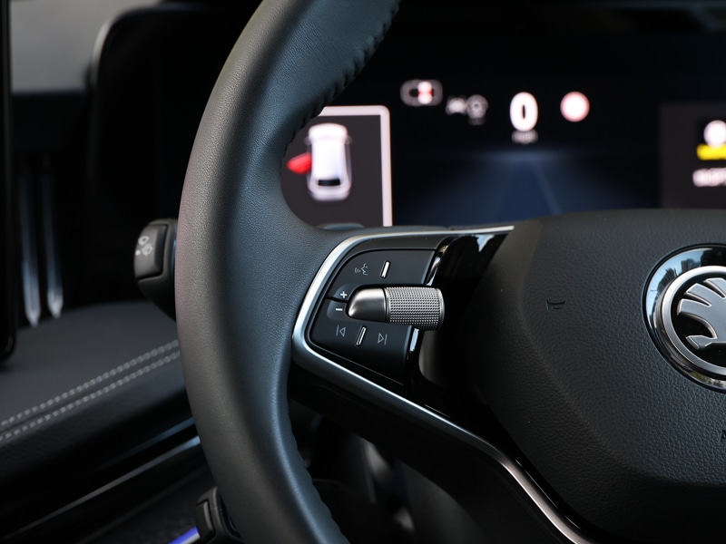 Used Skoda Superb 2024 for sale - 76583836: Photo 9