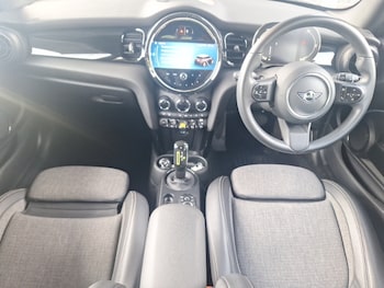 Used MINI Hatch 2023 for sale - 78940356: Photo