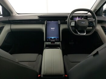 Used Ford Explorer 2025 for sale - 77008800: Photo