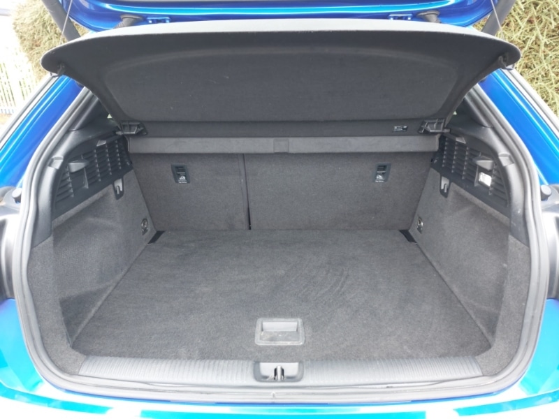 Used Audi Q2 2020 for sale - 76749676: Photo 8