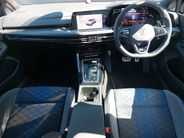 Used Volkswagen Golf 2023 for sale - 76199011: Photo 2