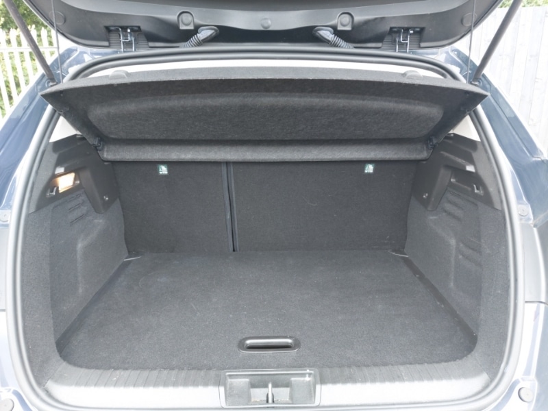 Used Renault Captur 2020 for sale - 76129681: Photo 8