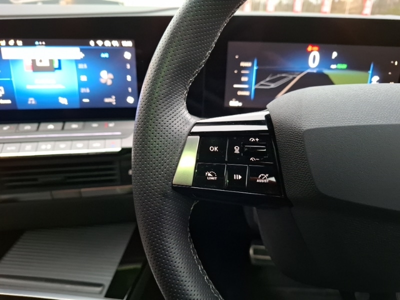 Used Vauxhall Astra 2024 for sale - 77544760: Photo 12