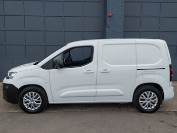 Used Citroen Berlingo 2024 for sale - 75551366: Photo