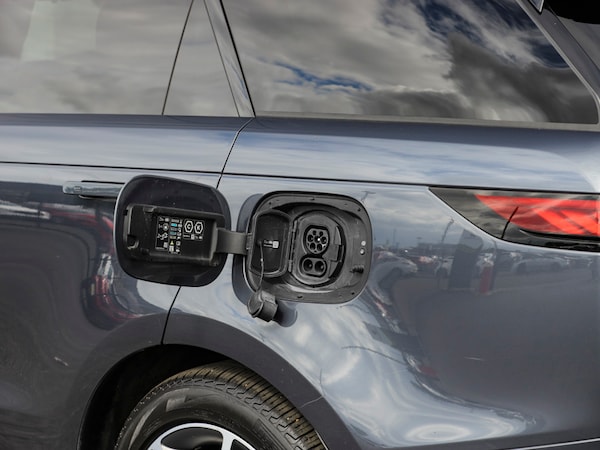 Used Land Rover Range Rover Sport 2023 for sale - 76182810: Photo 10