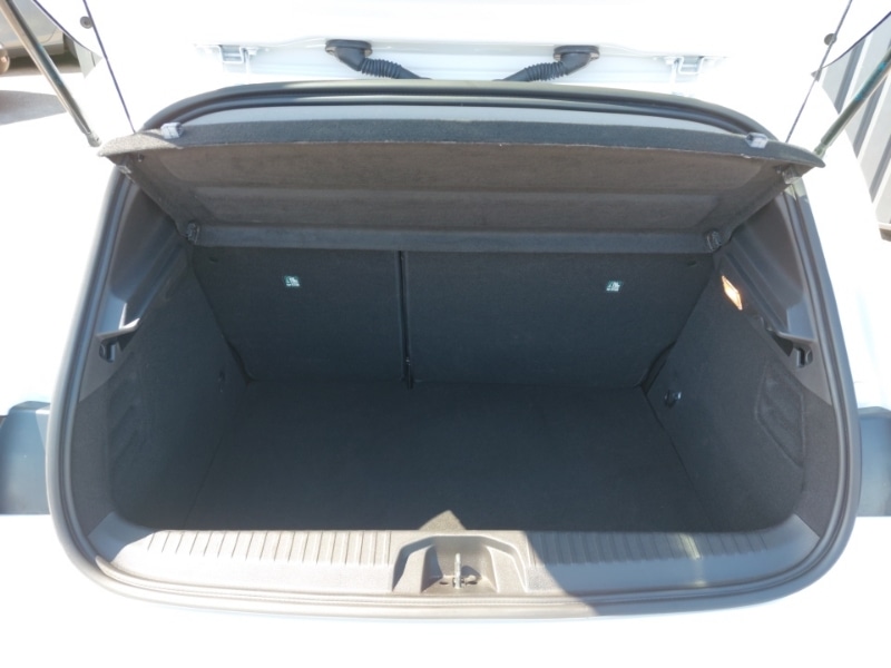 Used Renault Clio 2024 for sale - 76502659: Photo 8