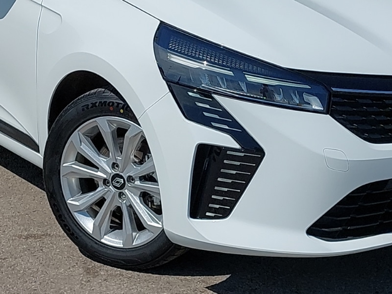 Used Renault Clio 2024 for sale - 76502659: Photo 9