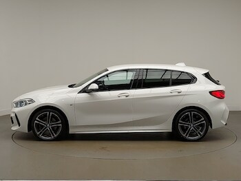 Used BMW 1 Series 2023 for sale - 77190260: Photo