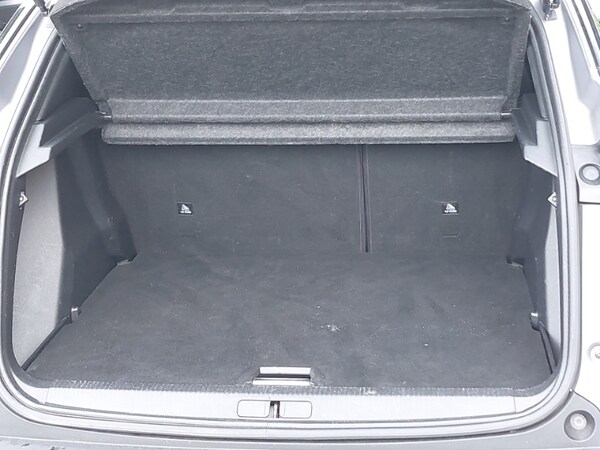 Used Peugeot 2008 2020 for sale - 76252092: Photo 8