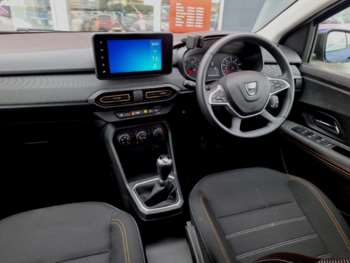 Used Dacia Sandero Stepway 2022 for sale - 74972776: Photo