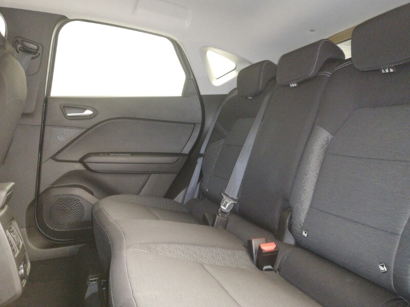 Used Renault Captur 2023 for sale - 77690523: Photo 6