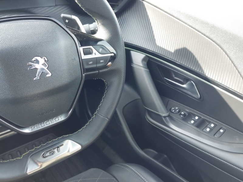 Used Peugeot 2008 2022 for sale - 76365902: Photo 10