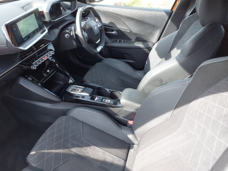 Used Peugeot 2008 2022 for sale - 76365902: Photo 5