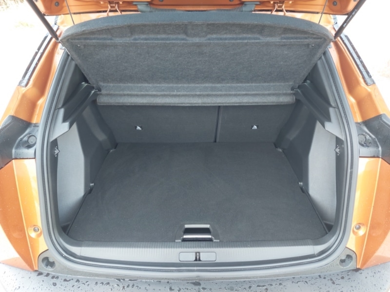 Used Peugeot 2008 2022 for sale - 76365902: Photo 8