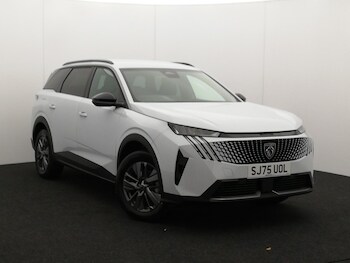 2025 - 1.2 Hybrid 145 Allure 5dr e-DSC6