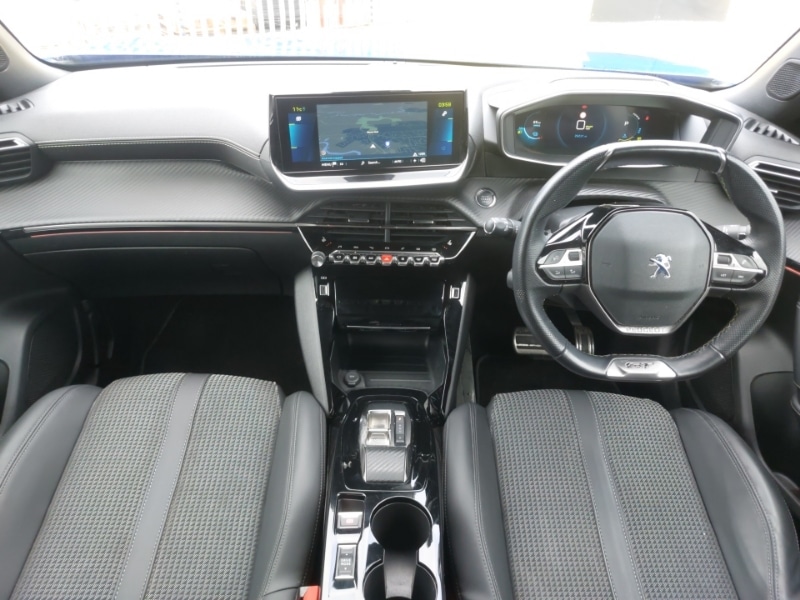 Used Peugeot 2008 2023 for sale - 77876520: Photo 2