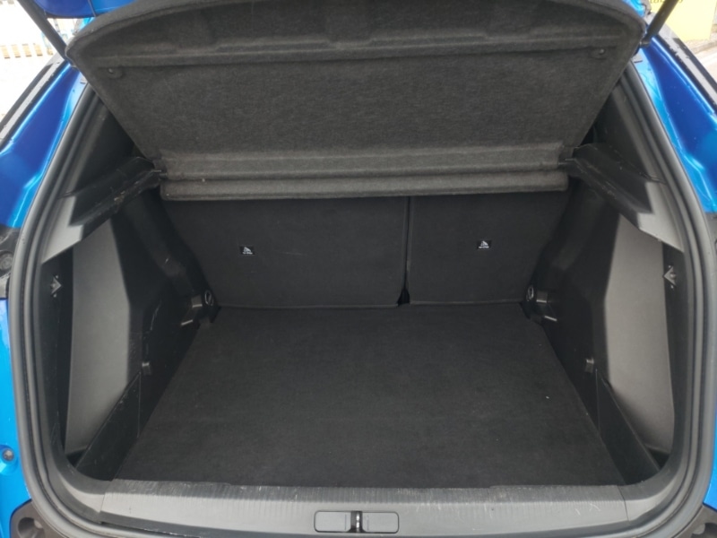 Used Peugeot 2008 2023 for sale - 77876520: Photo 8