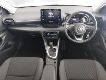Used Toyota Yaris 2022 for sale - 75628817: Photo