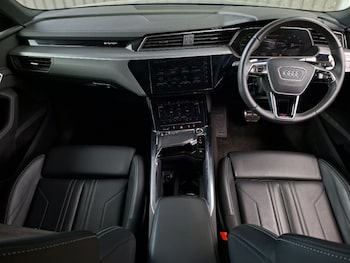Used Audi Q8 2023 for sale - 79262765: Photo
