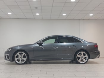 Used Audi A4 2021 for sale - 76942101: Photo