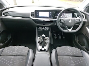 Used Vauxhall Grandland 2024 for sale - 76920640: Photo