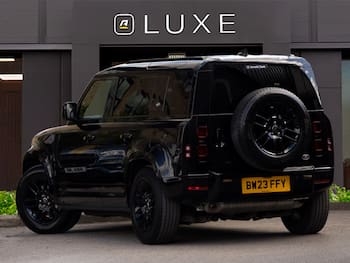 Used Land Rover Defender 2023 for sale - 79736771: Photo