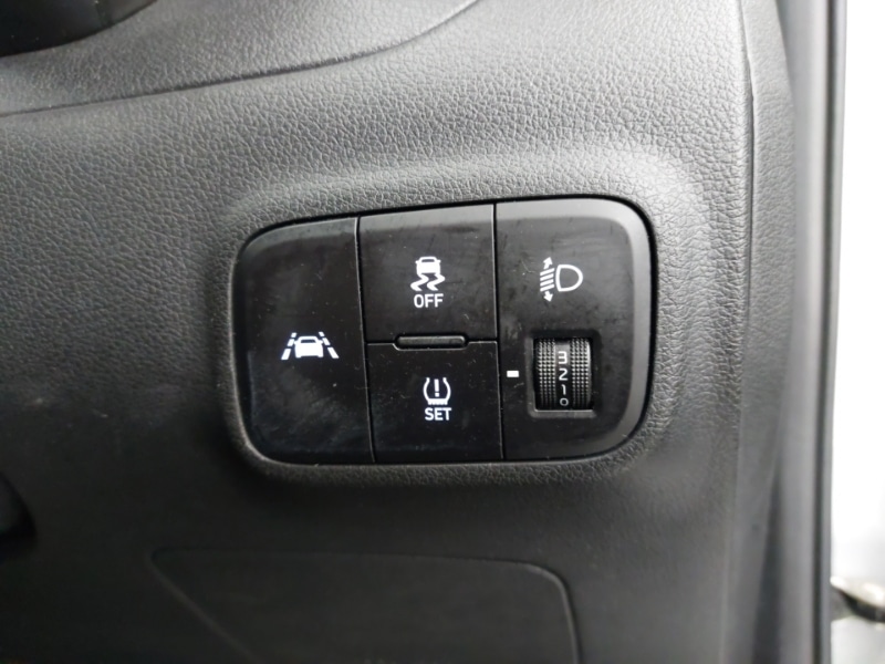 Used Hyundai i10 2023 for sale - 76160085: Photo 10