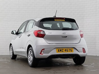 Used Hyundai i10 2023 for sale - 76160085: Photo 3