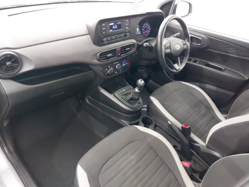 Used Hyundai i10 2023 for sale - 76160085: Photo 5