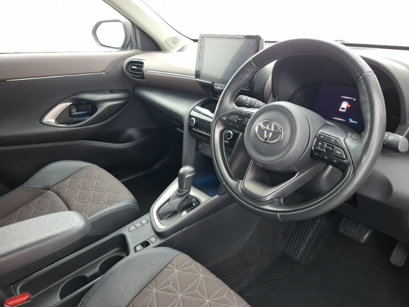 Used Toyota Yaris Cross 2022 for sale - 76726670: Photo 12