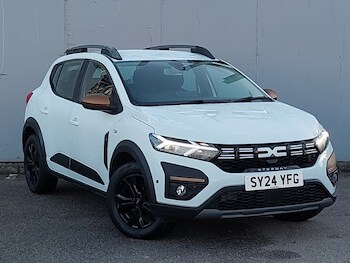 2024 - 1.0 TCe Extreme 5dr CVT