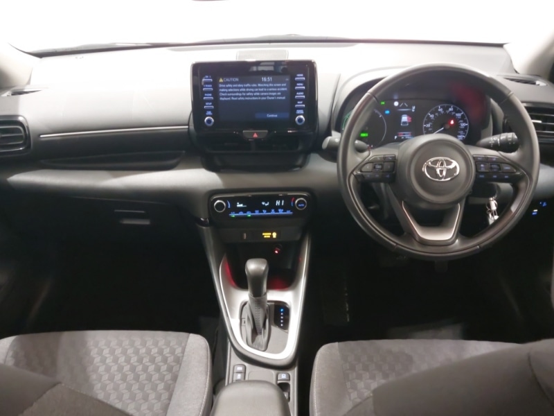 Used Toyota Yaris 2023 for sale - 77876335: Photo 2