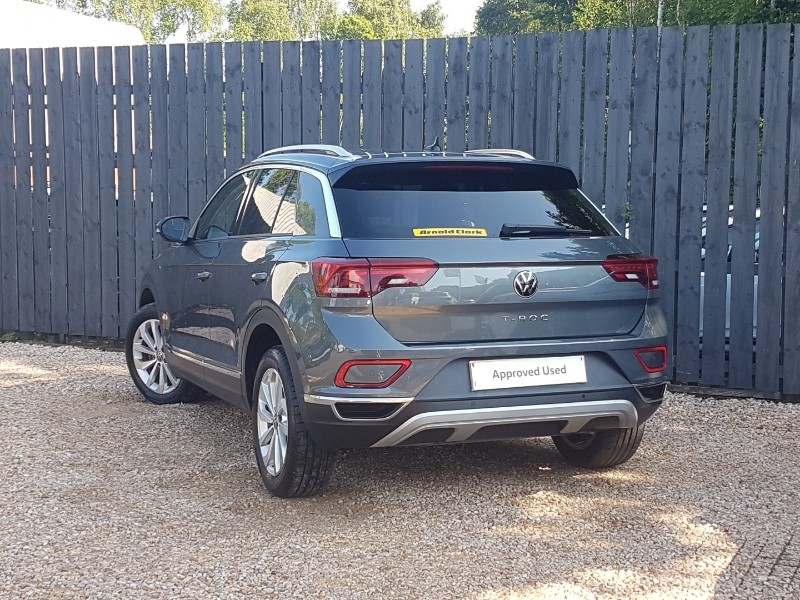 Used Volkswagen T-Roc 2024 for sale - 76506289: Photo 3