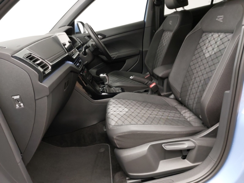 Used Volkswagen T-Cross 2024 for sale - 77197193: Photo 5