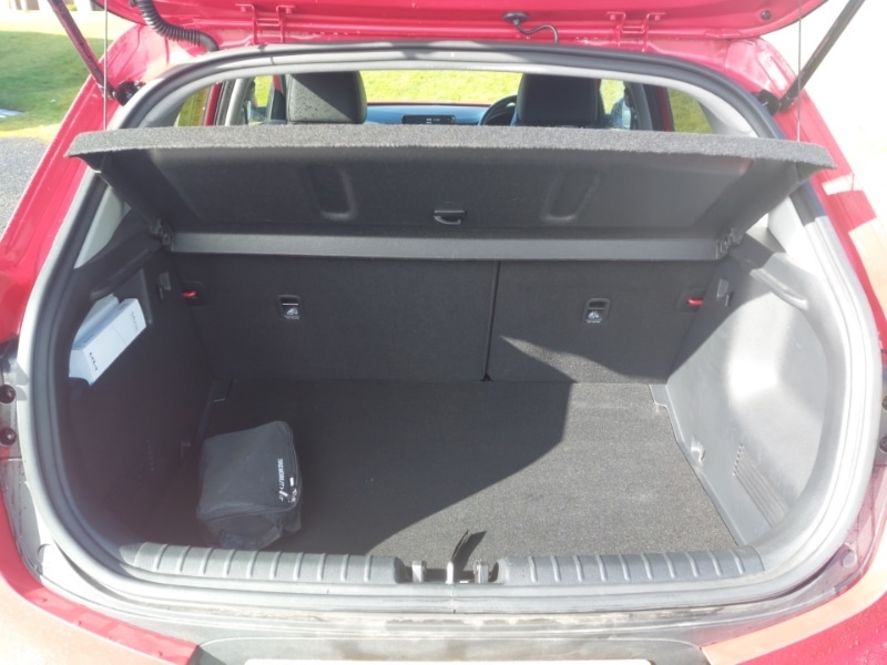 Used Kia Stonic 2024 for sale - 78032416: Photo 8