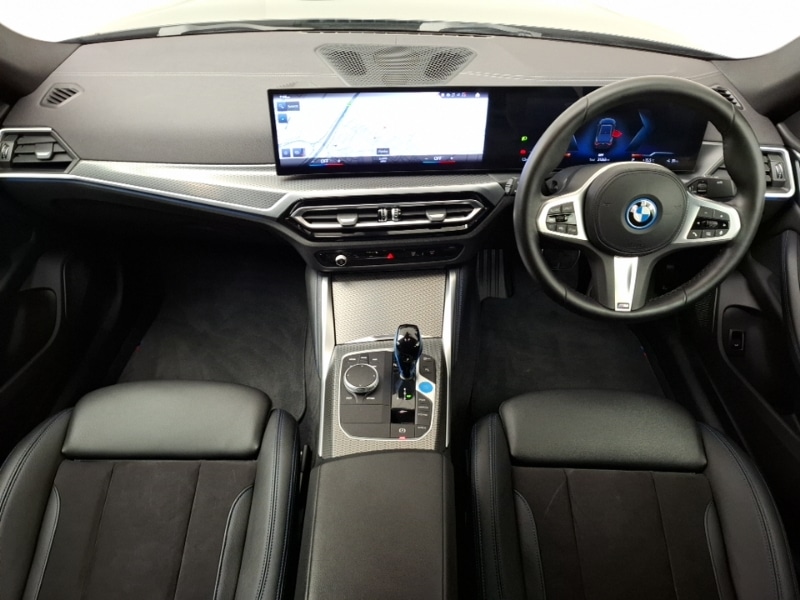 Used BMW i4 2022 for sale - 76708390: Photo 2