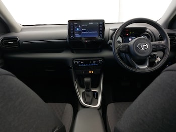 Used Toyota Yaris 2022 for sale - 78334020: Photo