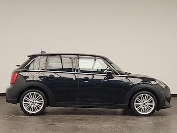 Used MINI Hatch 2023 for sale - 78269706: Photo