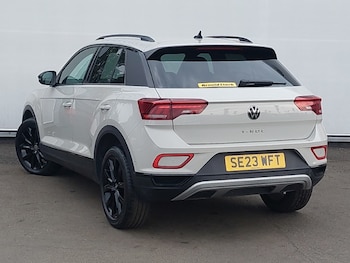 Used Volkswagen T-Roc 2023 for sale - 79200973: Photo