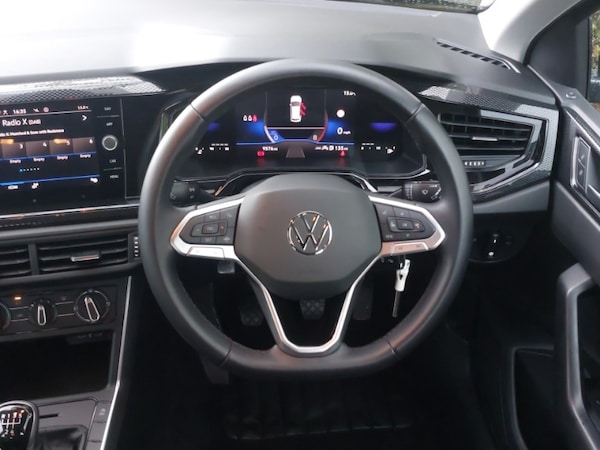 Used Volkswagen Polo 2024 for sale - 76191456: Photo 7