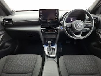 Used Toyota Yaris Cross 2022 for sale - 77615195: Photo