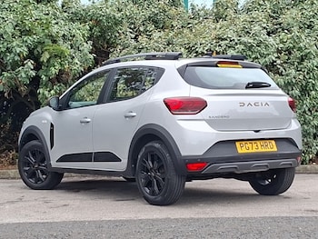 Used Dacia Sandero Stepway 2024 for sale - 79382147: Photo