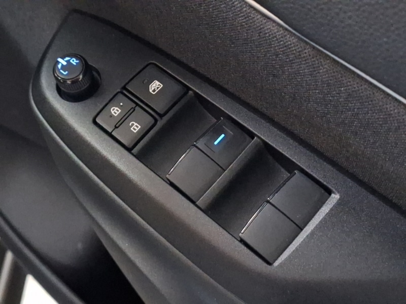 Used Toyota Yaris Cross 2023 for sale - 77549146: Photo 12