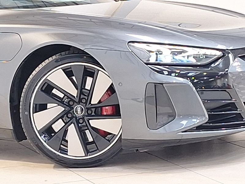 Used Audi RS e-tron GT 2021 for sale - 76683223: Photo 9