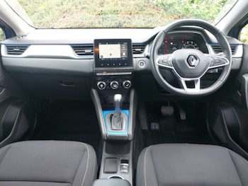Used Renault Captur 2020 for sale - 75701789: Photo